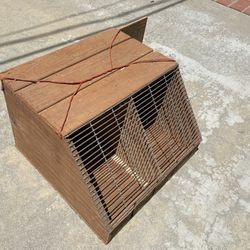 Animal transportation crate  (was used for birds)