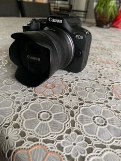 Cannon eos R50 camera/18-45 lense