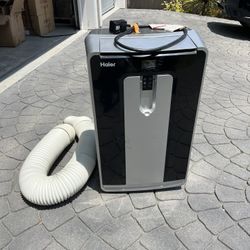 Haier floor AC unit 