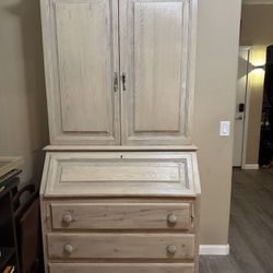 Hutch With Desk And Drawers