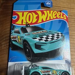 Hot Wheels TREASURE HuNT 