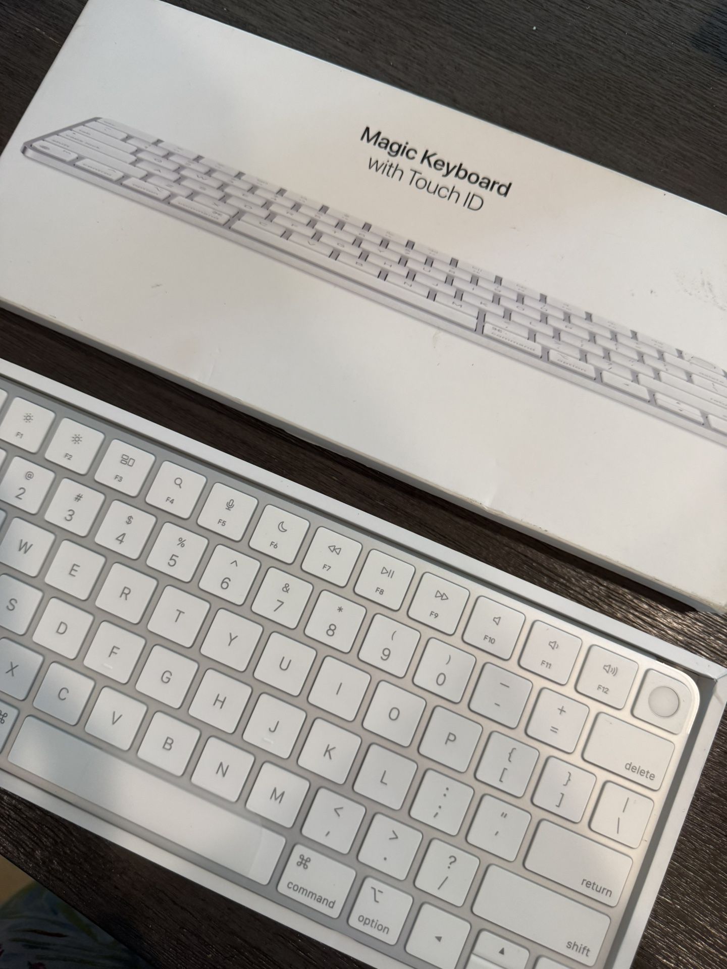 Apple Magic Keyboard W/Touch ID