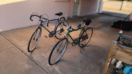 Pair of Vintage Schwinn Road Bikes – Classic Steel Frames