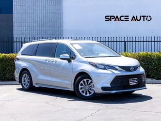 2025 Toyota Sienna