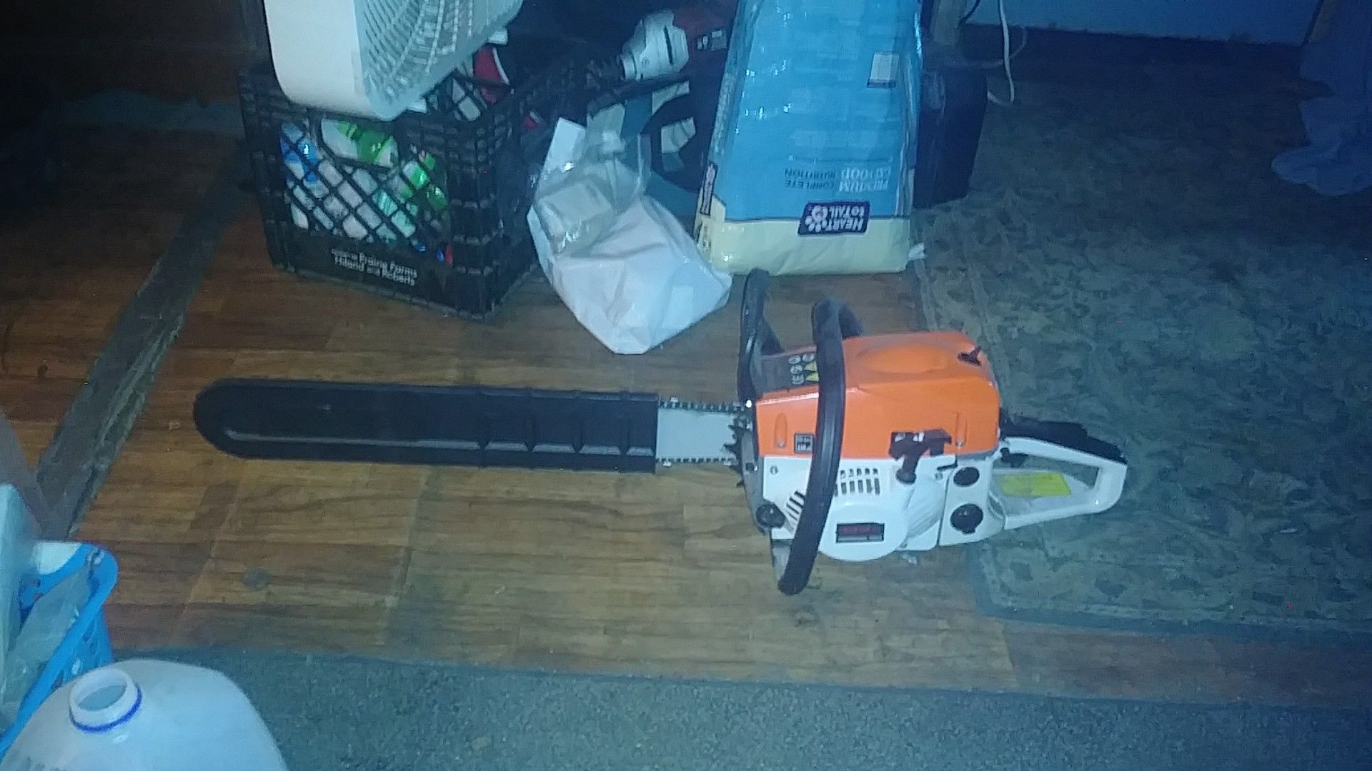 Off brand chainsaw