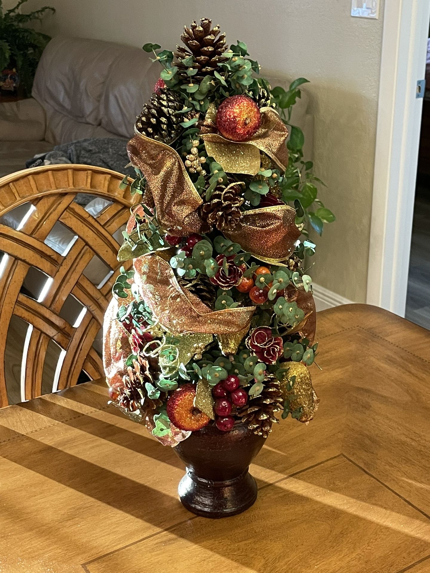 Beautiful Table Top Christmas Tree In A Ceramic  Pot