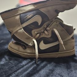 Nike DUNKS HIGH Grudge Pack 