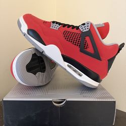 Jordan 4 Toro Size 11