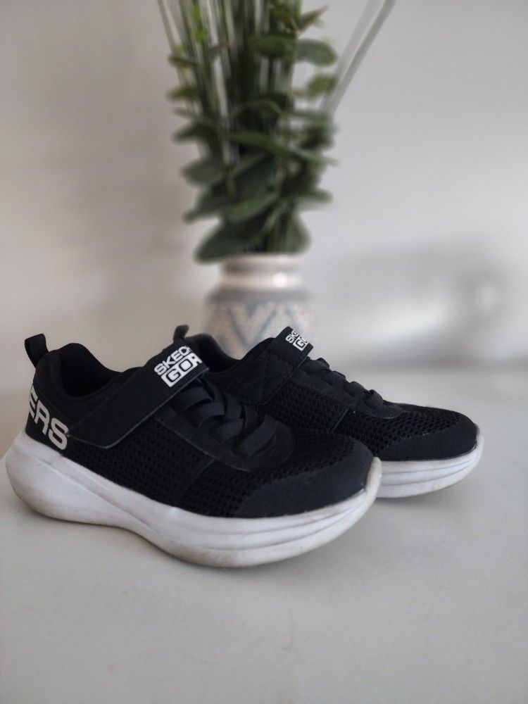 Kids Skechers Shoes