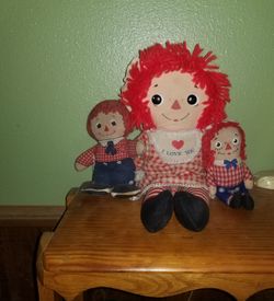 RAGGEDY ANN &ANDY DOLLS