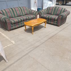 Excellent condition sofa and love seat