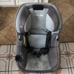 Children’s Car Seat - Used