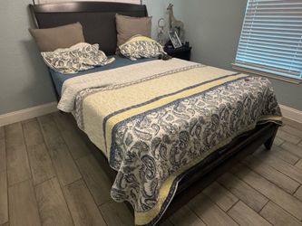 Black bedroom set queen