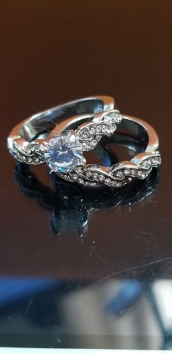 Women's round cut wedding engagement ring set size 6.0