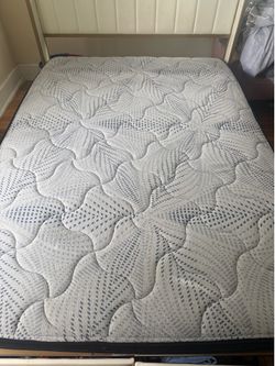 Sleepy's By Sealy Full Size Mattress
