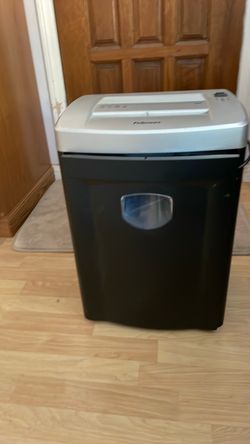Paper shredder