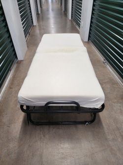 Folding bed