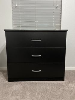 3 Drawer  Night Stand 