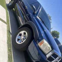 2006 Dodge Dakota