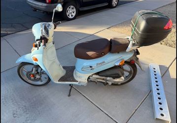 2009 Kymco People Scooter