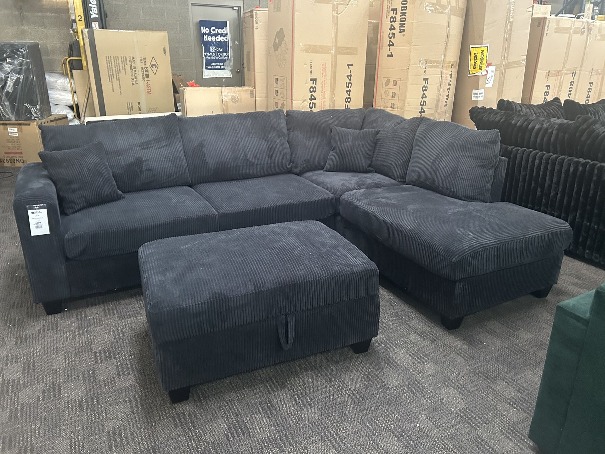 Black Comfy Storage Sectional