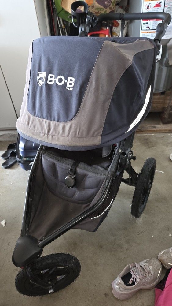 BOB Jogging All Terrain Stroller