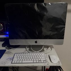 Apple iMac 21.5” – Excellent Condition