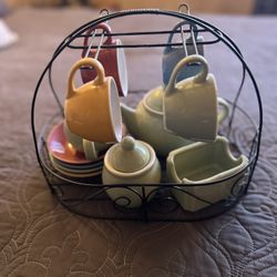 Teapot Set With Metal Rack 