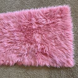 Pink Accent Rug And Large Pink Owl Storage Tote 