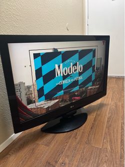 42" Class Full HD 1080p LCD TV (. LG. )
