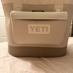 Yeti Camino 35 & Side Kick 3L