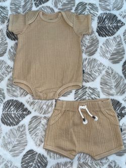 Moder moments 0-3 months baby boy outfit