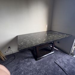 Dinning Table / Mesa 