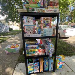 Front Yard Sale 5600 N Marmora Ave Chicago 