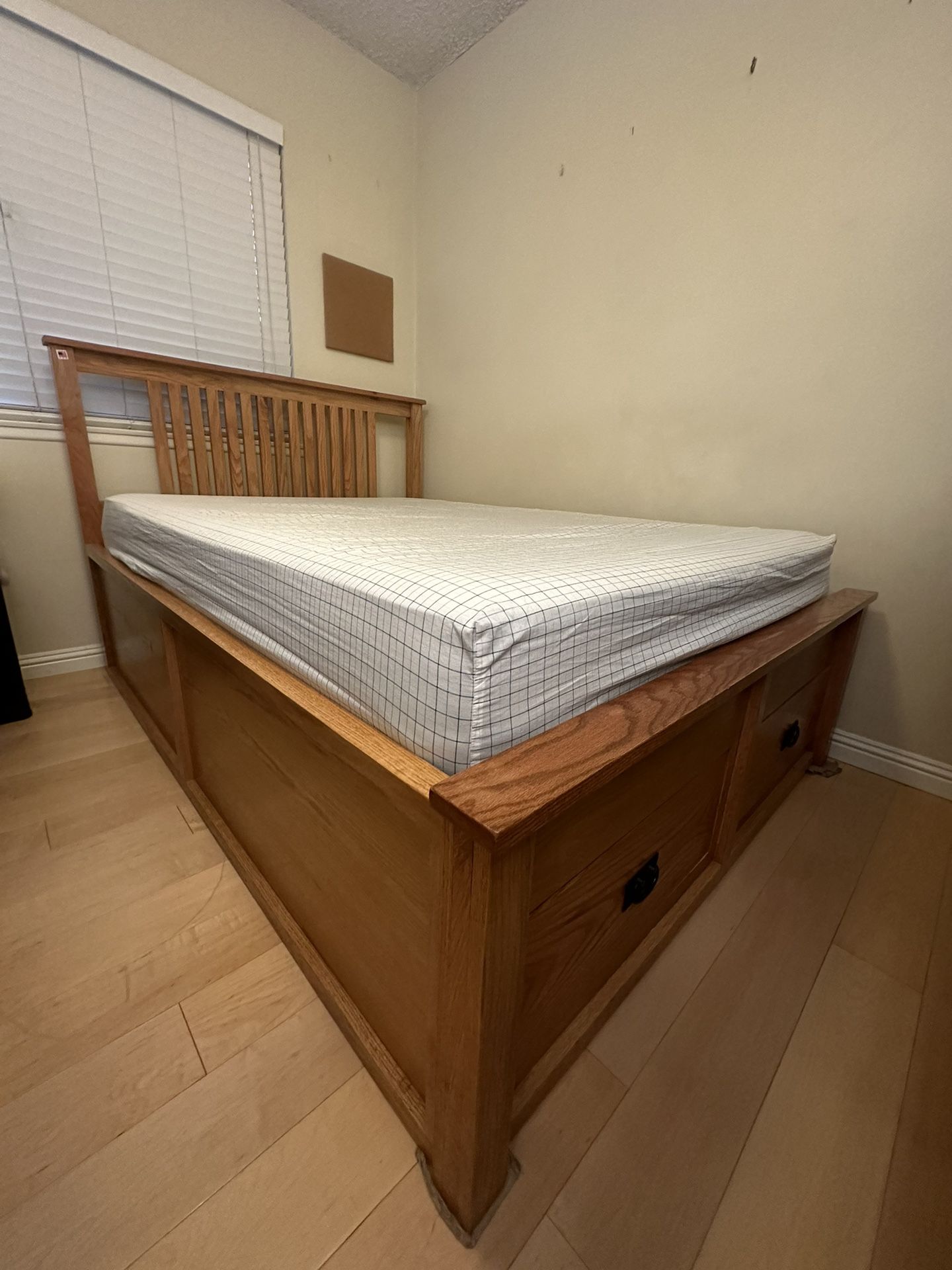 Full Size Bed Frame, Solid Oak/Real Wood