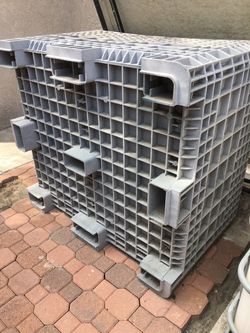 Container