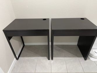 FREE 5 IKEA MICKE Desks - Must take all