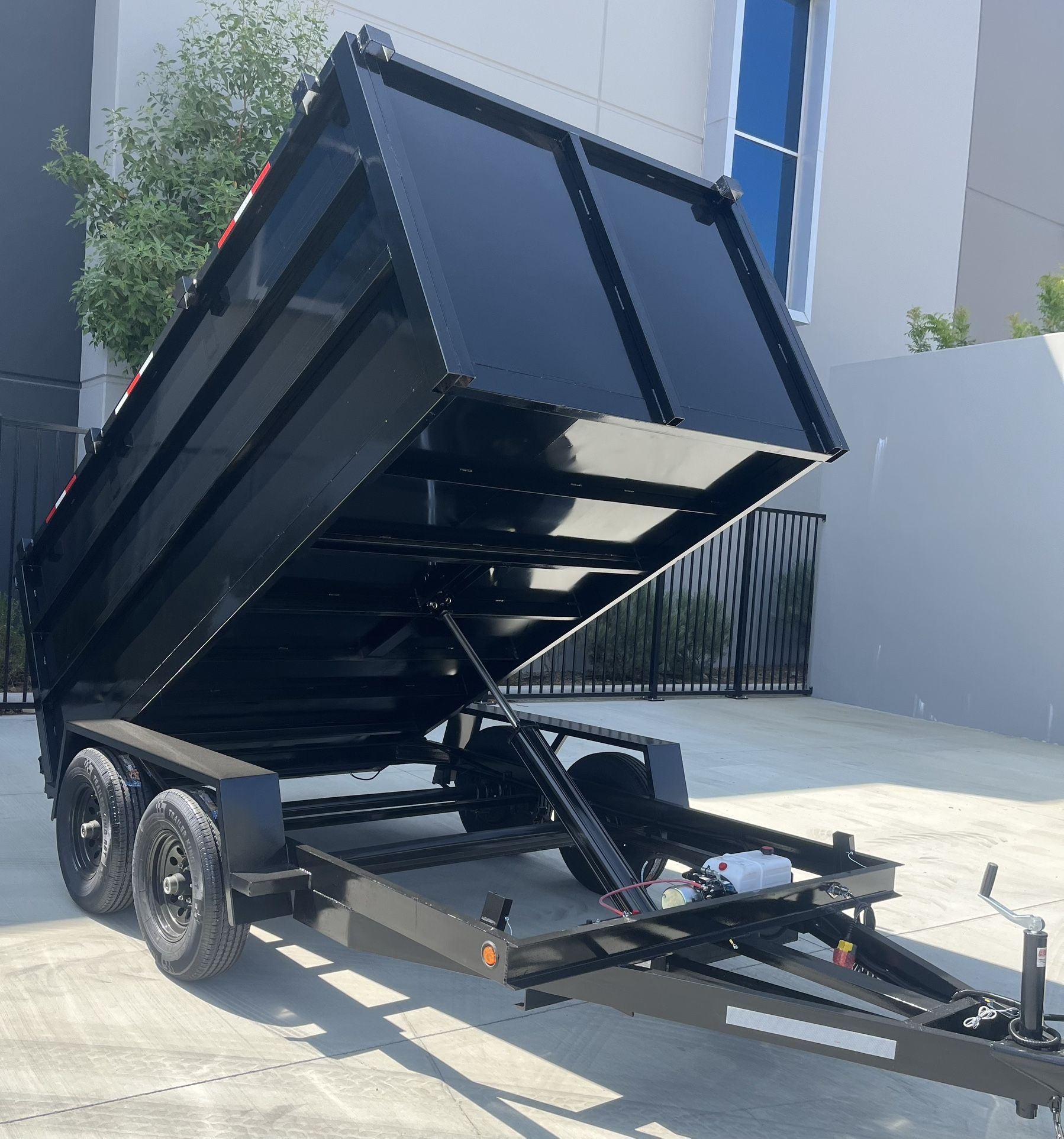 Hydraulic Dump Trailer