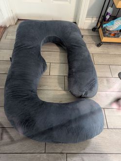 Pregnancy pillow