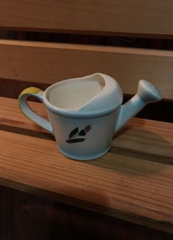 Miniature water pot