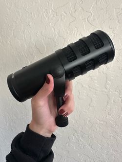 Samson Q9U Professional Broadcast Microphone