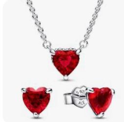 Pandora Red Heart Necklace & Stud Earrings Gift Set NIB