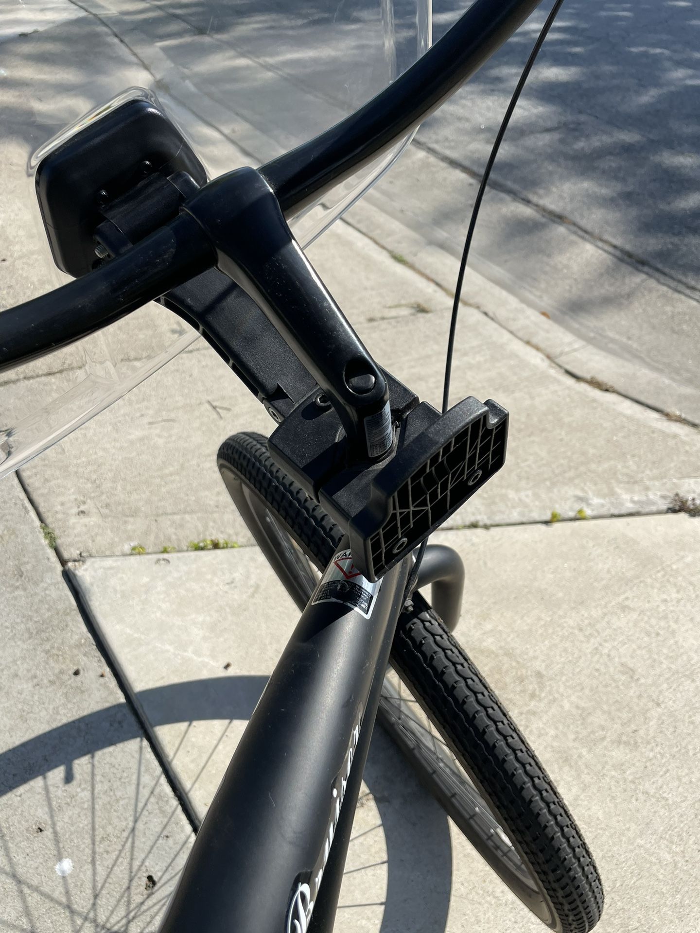 Thule Ridealong Mini Bike Seat & Windshield