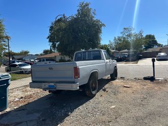 1985 Ford E-250