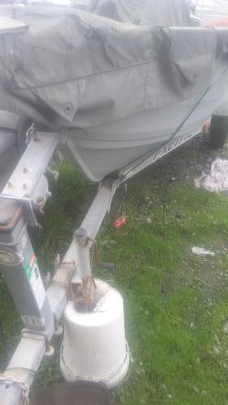 Crestliner14.6inch boat and trailer