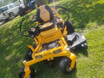60"Cut Cub cadet XT2 60 inch cut zero turn fabricated deck runs cuts great 2300 cash firm