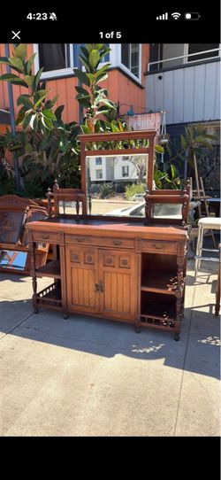 Antique Eastlake, beautiful two-piece Buffet Cabinet