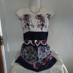 Strapless blouse with black and red accent size small