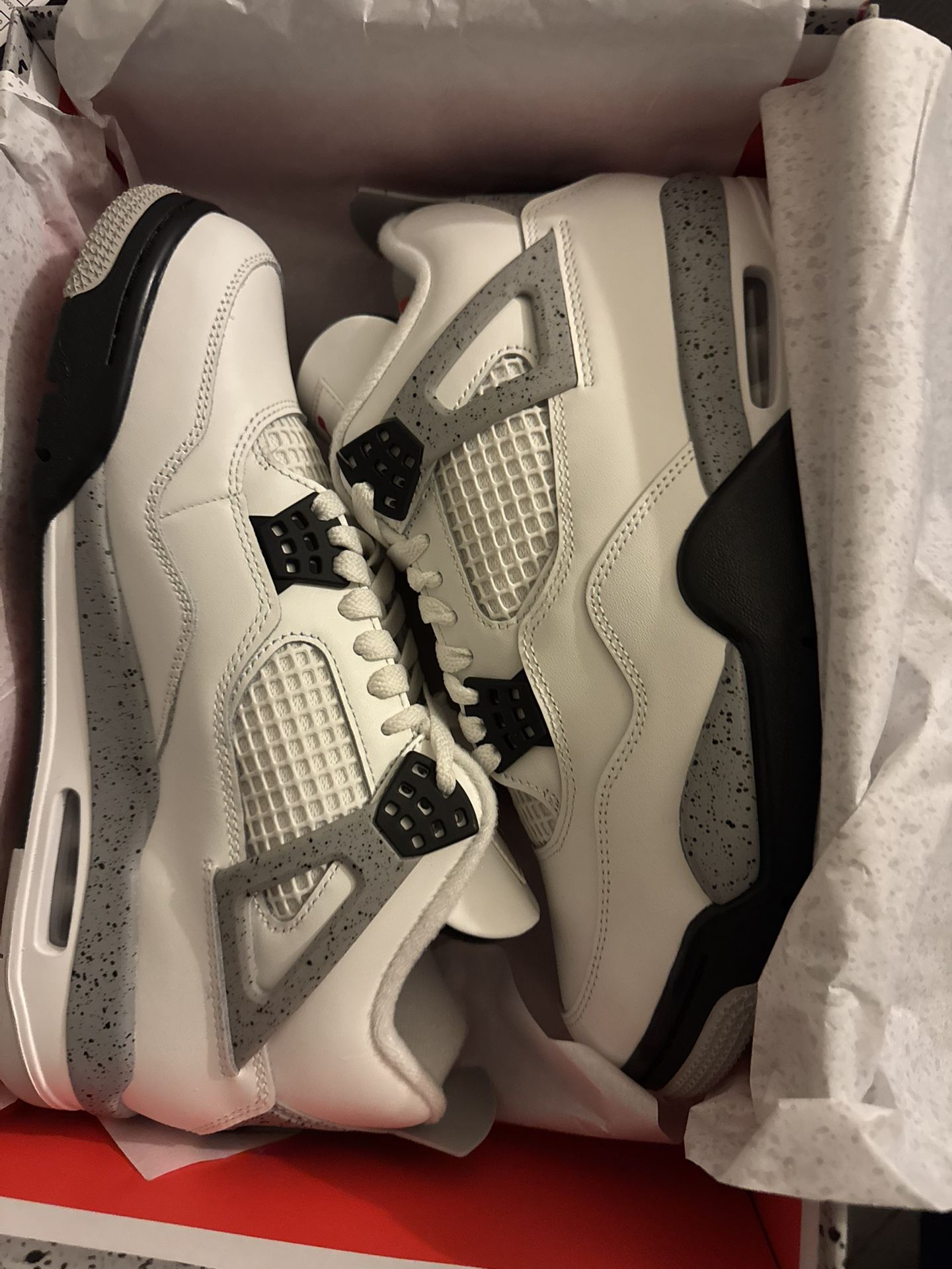 Jordan 4 White Cement