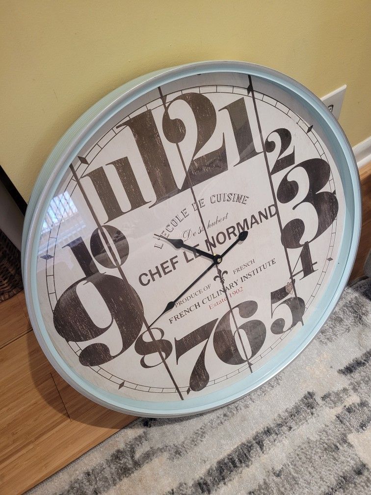 Clock 24"